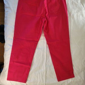 Calvin Klein Hot Pink Crop Denim Jeans - Size 14/32
